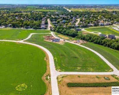 Unimproved Land For Sale in PAPILLION, NE