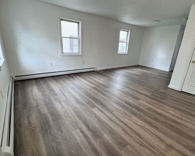 5 Bedroom 1BA Pet-Friendly Apartment For Rent in Lowell, MA