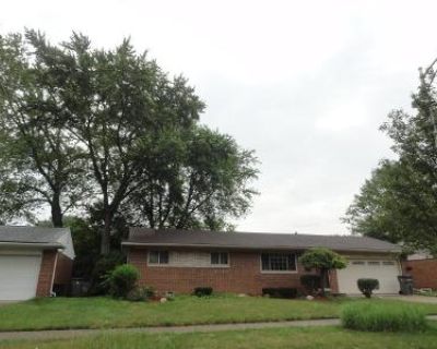 3 Bed 2 Bath Preforeclosure Property in Clinton Township, MI 48035 - Chope Pl
