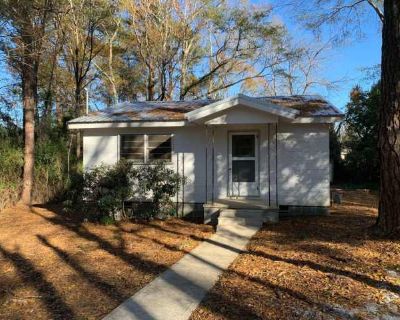 3 Bedroom 2BA 1256 ft Pet-Friendly Apartment For Rent in Auburn, AL