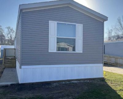 3 Bedroom 2BA 1216 ft Mobile Home For Rent in Edwardsburg, MI