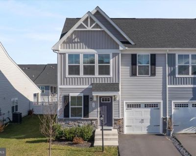 3 Bedroom 2BA 1607 ft Townhouse For Sale in Martinsburg, WV