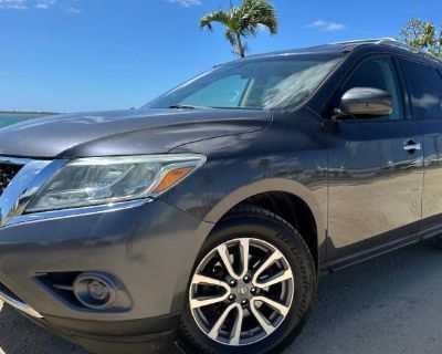 Used 2014 Nissan Pathfinder SV