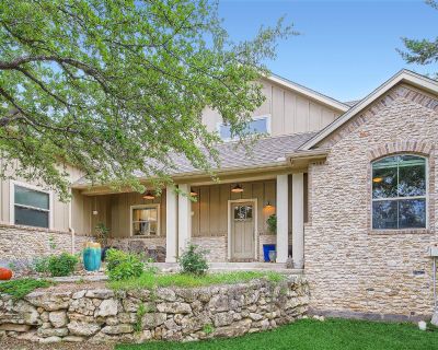 4 Bedroom 3BA 2394 ft² Home For Rent in Spicewood, TX