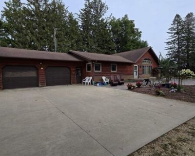 Highway,mount Hope, Farm House For