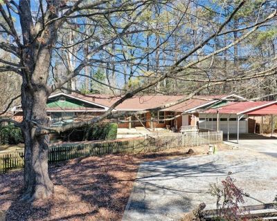 3 Bedroom 2BA 3242 ft Apartment For Rent in Kennesaw, GA