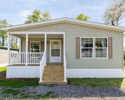 3 Bedroom 2BA 1440 ft Mobile Home For Sale in Halifax, PA