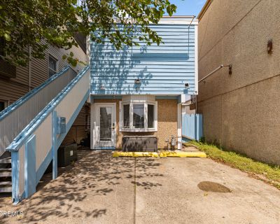 5 Bedroom 5BA House For Sale in Seaside Heights, NJ