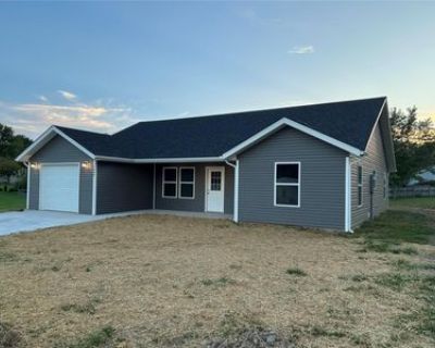 3 Bedroom 2BA 1488 ft Single Family House For Sale in Lebanon, MO