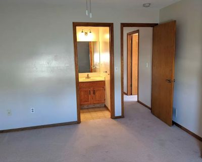 Pet friendly $780 per month room to rent in New Hope