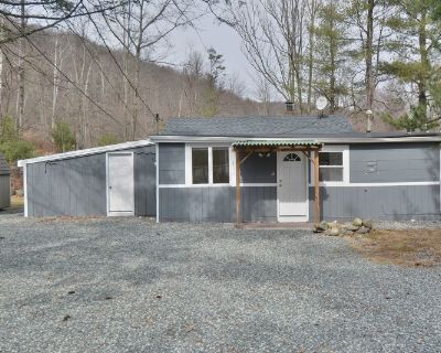 2 Bedroom 1BA House For Rent in West Milford Twp., NJ