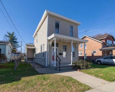 2 Bedroom 1BA 1332 ft Single Family Home For Sale in LAWRENCEBURG, IN