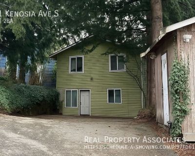 521 Kenosia Ave S. - Schedule an in person tour link: - For questions please call or text: (206) 703-2121 - Professionally Managed by Real Property Associates - Large kitchen with lots of room and extra storage space - Bright with large windows and spacious closets - Includes a full size washer and dryer - Located in the heart of Kent, with easy access to freeways - Walk to coffee shops, restau...