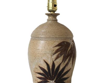 Vintage Signed Studio Art Pottery Table Lamp