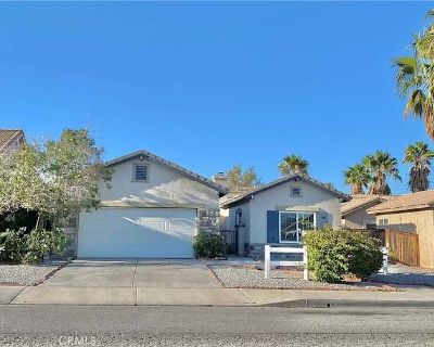 Private room with own bathroom in a House, Victorville, CA 92392