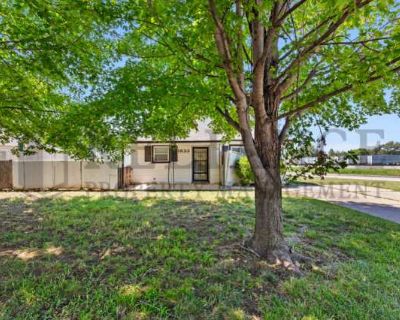 2 Bedroom 1BA 784 ft Pet-Friendly Apartment For Rent in Wichita, KS