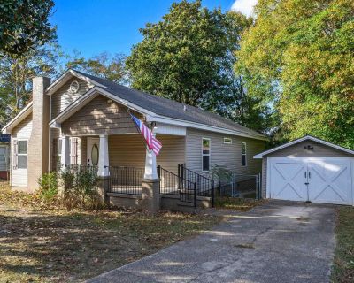 3 Bedroom 2BA 1500 ft Single Family House For Sale in Clanton, AL