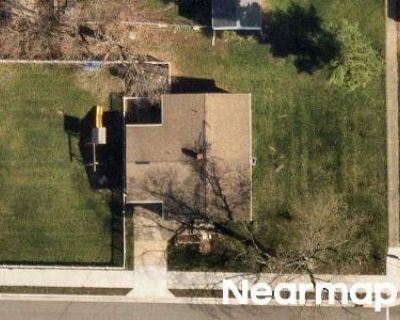 3 Bed 1 Bath Preforeclosure Property in Selma, IN 47383 - Washington St