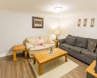 1 Bedroom 1BA 0 ft Furnished Pet-Friendly Apartment For Rent in Indianapolis, IN