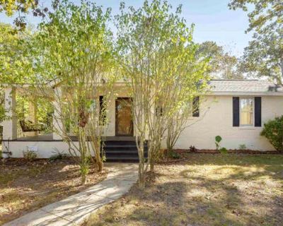 3 Bedroom 1BA 1126 ft Single Family Home For Sale in FLORENCE, AL