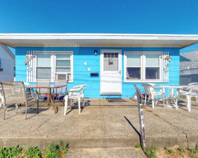 3 Bedroom 2BA House Vacation Rental in Beach Bungalow, Seabrook, NH