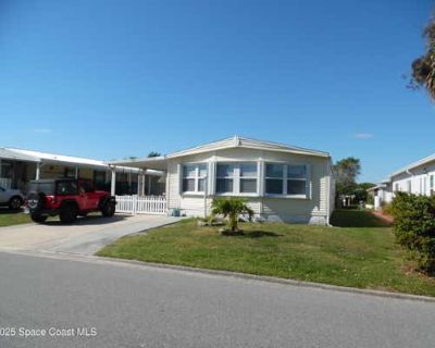 2 Bedroom 2BA 1358 ft Manufactured Home For Sale in BAREFOOT BAY, FL