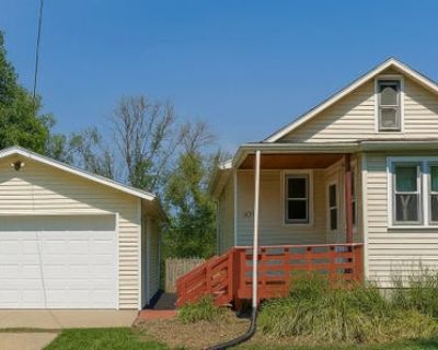 2 Bedroom 1BA 1037 ft Single Family Home For Sale in MADISON, WI