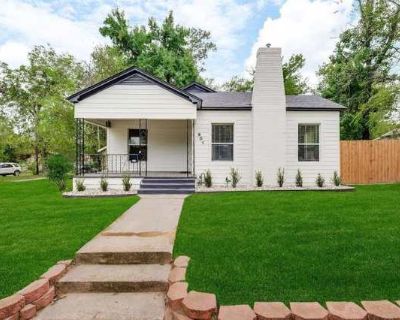 3 Bedroom 1BA 1332 ft Pet-Friendly Apartment For Rent in Sulphur Springs, TX