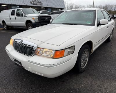 2001 Mercury Grand Marquis GS Sedan 4D