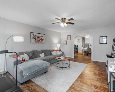 3 Bedroom 3BA 1683 ft Pet-Friendly Apartment For Rent in Lubbock, TX