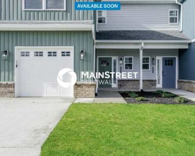 3 Bedroom 2.5BA 1616 ft Pet-Friendly Townhouse For Rent in Jeffersonville, IN
