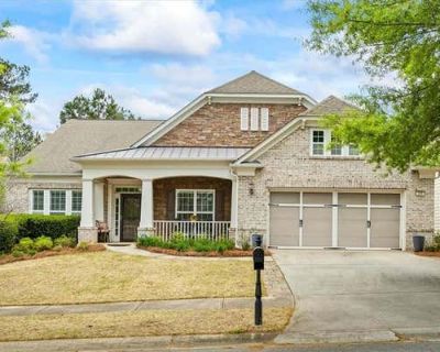 3 Bedroom 4BA 2985 ft Single Family Home For Sale in GRIFFIN, GA
