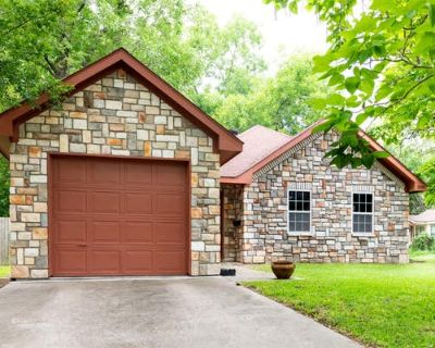 3 Bedroom 2BA 1074 ft Single Family Home For Sale in BONHAM, TX