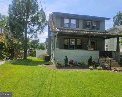 3 Bedroom 1BA 1364 ft Single Family Home For Sale in WOODBURY, NJ