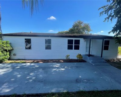 3 Bedroom 2BA 1170 ft Mobile Home For Sale in Miami, FL