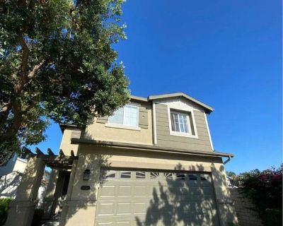 Private room in gated community (Coliving/working)