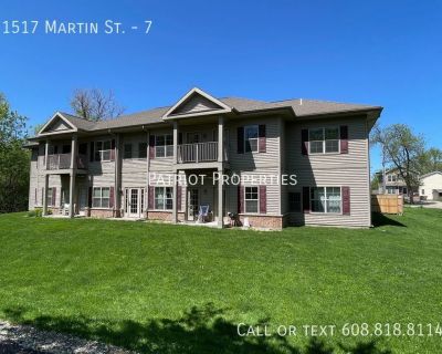 2 Bedroom 2BA Pet-Friendly Apartment For Rent in Madison, WI