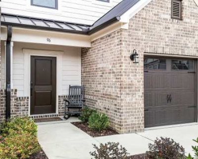 96 Periwinkle Place. image_url. In unit laundry Patio / balcony Dishwasher Garage Some paid utils Microwave Unit Amenities dishwasher in unit laundry microwave patio / balcony refrigerator Property Amenities parking garage. 3 Bedroom. 2.5 Bathroom. 1815 ft