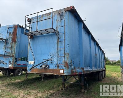 2000 Fanotec 48 Ft Tri/A Moving Floor Trailer