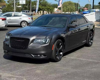 2021 Chrysler 300 300S V6 Sedan 4D