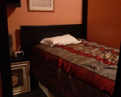 $600. All Bill's Paid. Roommate Only! Furnished. SMALL. Vintage House. 8627 Apple Street Nola 70118. VINTAGE,safe and clean. Carrollton/Uptown/Ochsner area.  Walk to Street Car and  public transportation. Bike ride to Tulane  and Loyola University.  (504) 340-3429. We have three other male roommates. No DEPOSIT Required.