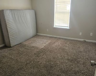 I keep the house fairly clean, although it is lived in. My daughter and I keep to ourselves and dont go upstairs unless needed. We have our own bathroom on the main floor as well. We are quiet people and do not bring many friends over often, maybe one or two every now and then. I also enjoy watching football. Just message with any questions. 1 Bedroom. 1 Bathroom