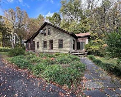 2 Bedroom 2BA 1887 ft Furnished Apartment For Rent in Ulster County, NY