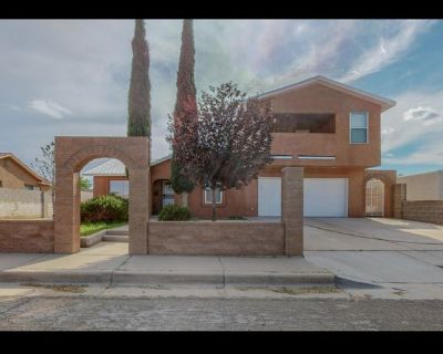 ROBERTA ROMERO (Has a House) on iROOMit. Room in the 1 Bedroom 1BA Pet-Friendly...