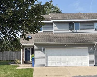 3 Bedroom 1.5BA 2100 ft Apartment For Rent in Wausau, WI