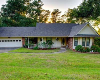3 Bedroom 2BA 1590 ft Single Family Home For Sale in BOYCE, LA
