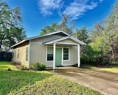 Cedar St, Bastrop, Home For Rent