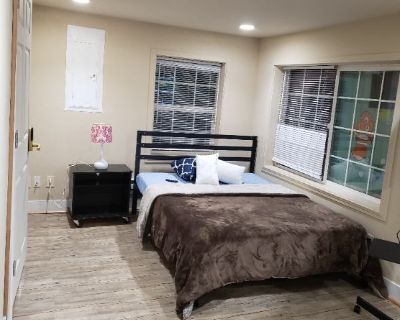 Furnished Room for Rent - Furnished BR, shared bath in a Great neighborhood