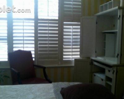 Furnished Room for Rent in 1 Bedroom 2 BA ? ft Apartment in Penn Quarter, Washington DC