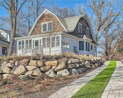 Lake St E, Wayzata, Home For Rent